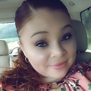 Meet your Posher, Carla